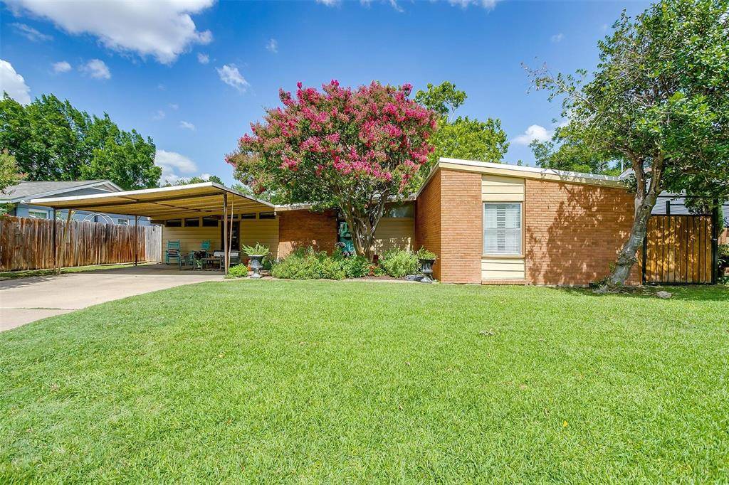 4913 Rutland Avenue, Fort Worth, TX 76133