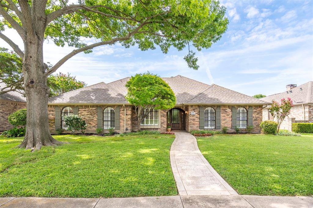 Dallas, TX 75248,6910 Flintcove Drive