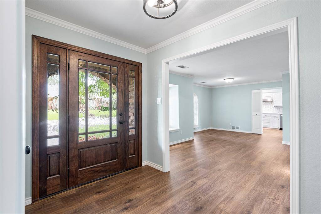 Dallas, TX 75248,6910 Flintcove Drive