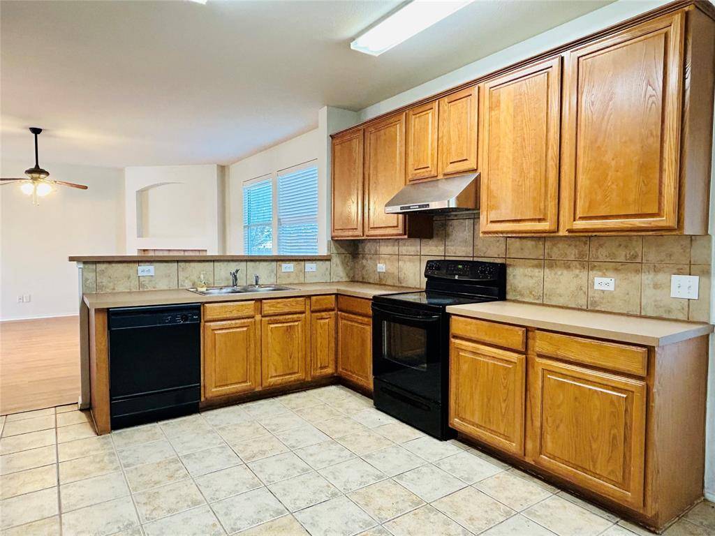 Denton, TX 76210,7804 Hidden Path Lane