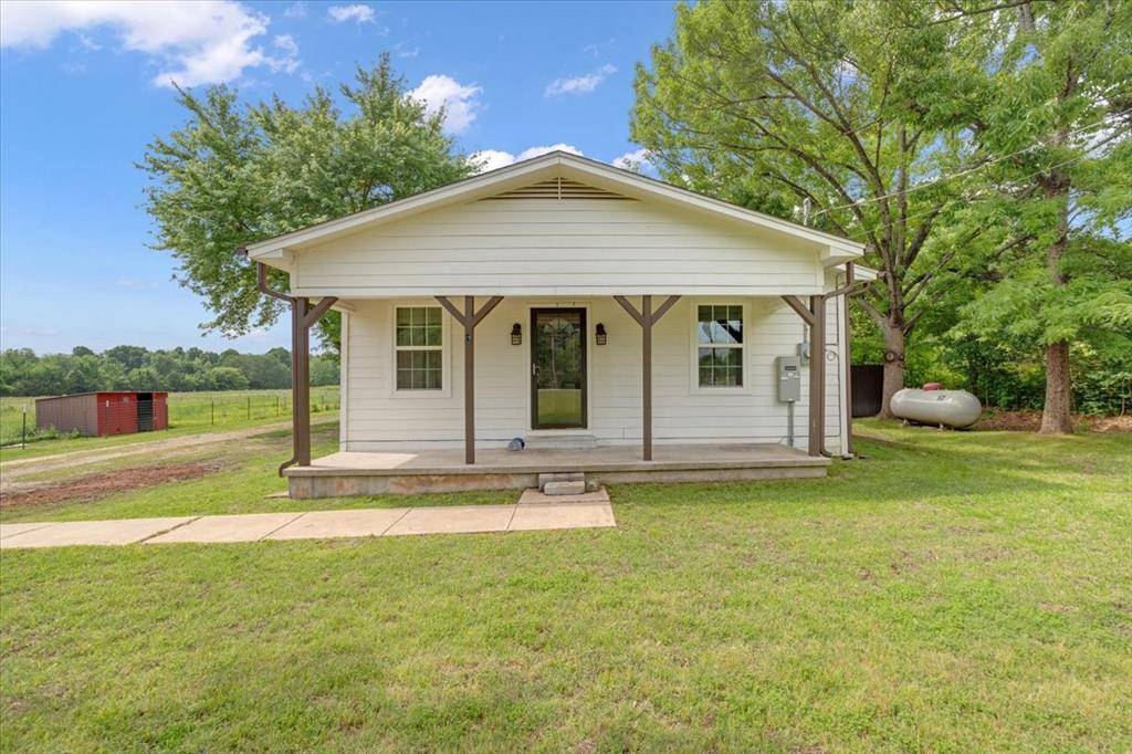 Brookston, TX 75421,711 Farm Road 1510