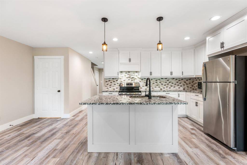 Denison, TX 75020,1604 & 1606 W Johnson Street