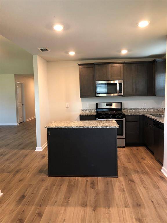Ponder, TX 76259,13621 Granite Park Drive