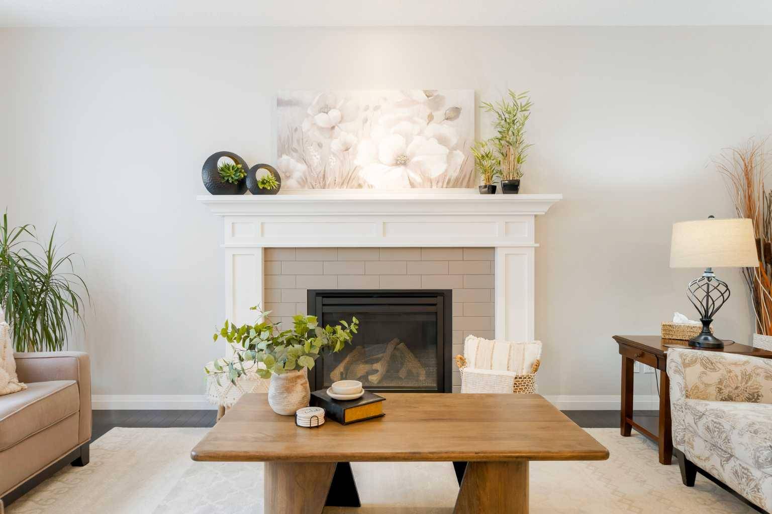 25 Riviera PL, Cochrane, AB T4C 0V4