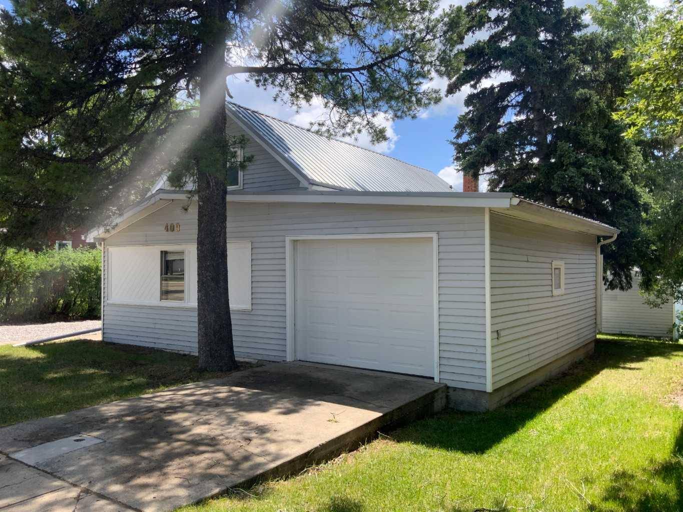 409 Main ST, Trochu, AB T0M 2C0