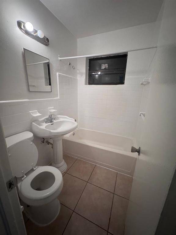 Fort Lauderdale, FL 33312,107 SW 18th Ave #8