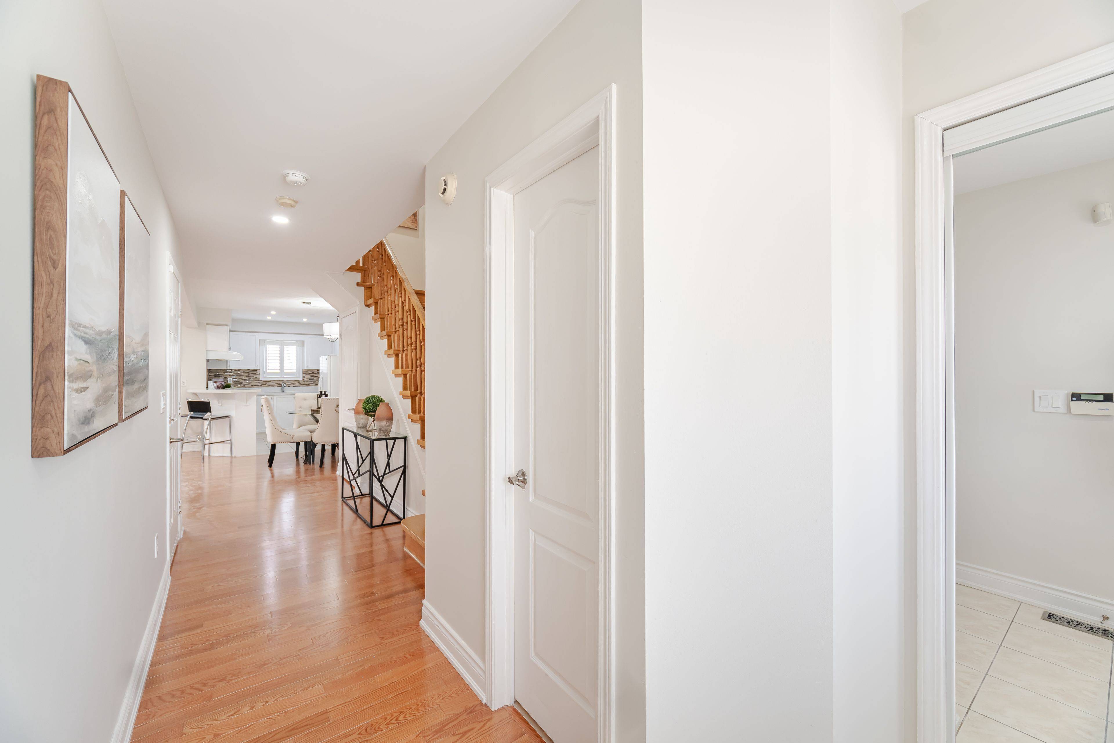 Mississauga, ON L5M 6R1,3927 Coachman CIR