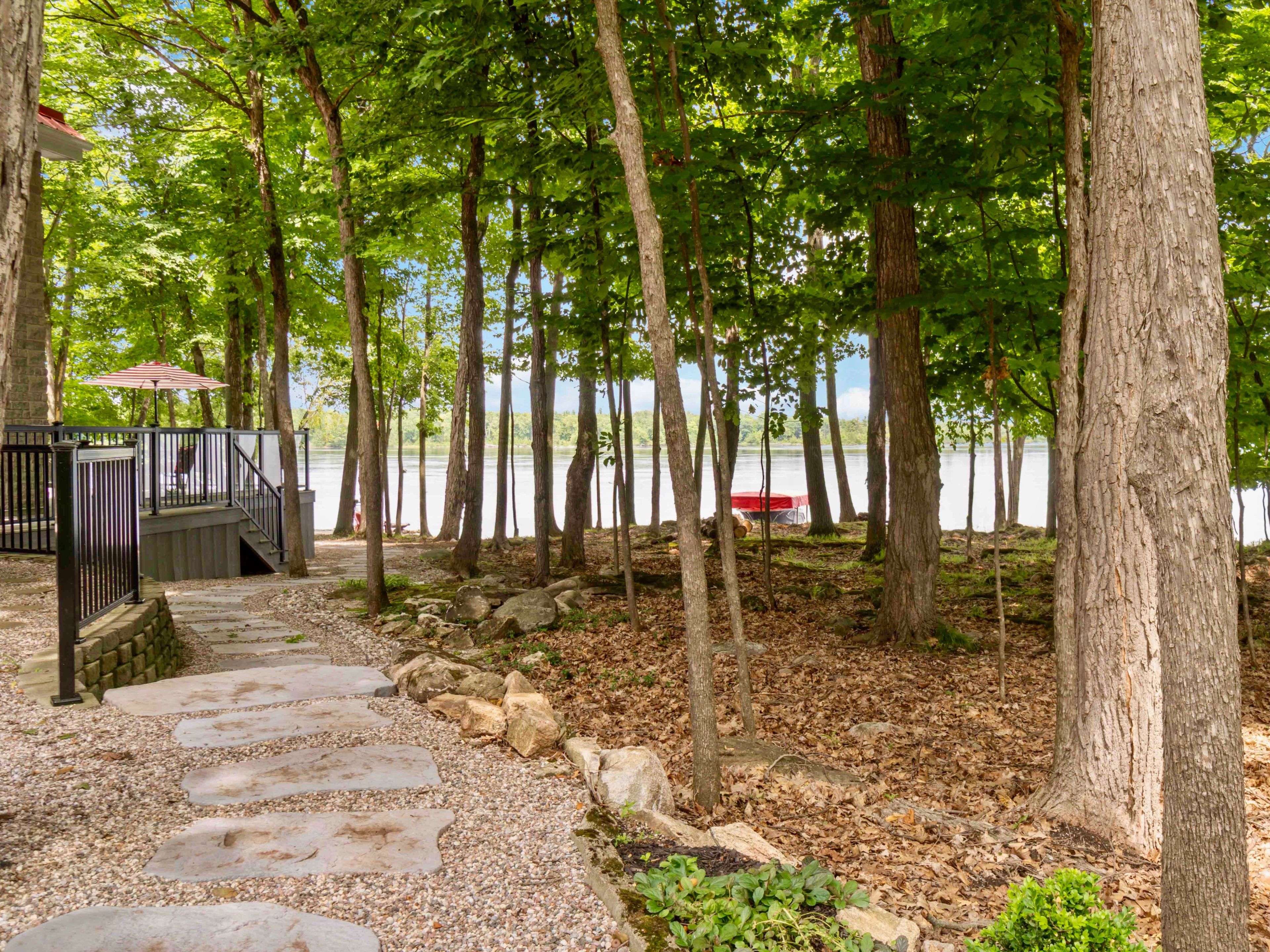 Carp - Dunrobin - Huntley - Fitzroy And Area, ON K7S 3G7,270 Morris Island DR