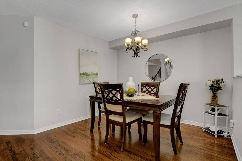 Orleans - Convent Glen And Area, ON K1W 0A8,261 Rolling Meadow CRES