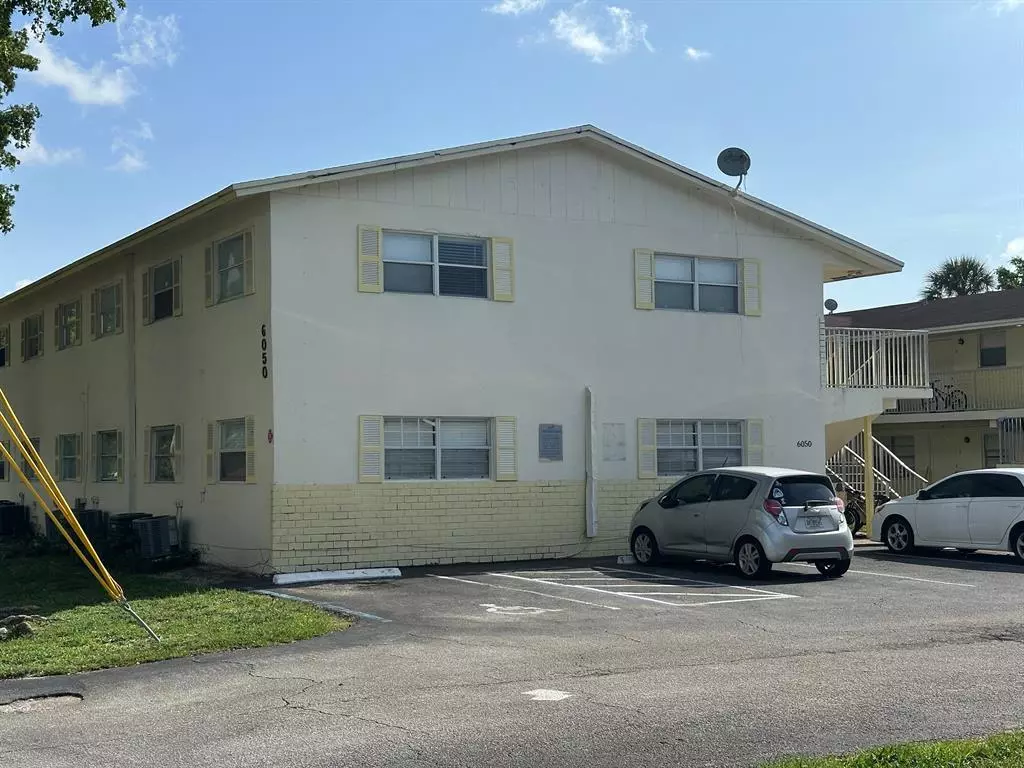 Margate, FL 33063,6050 NW 8th St #8