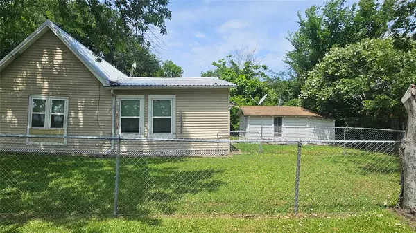 Ferris, TX 75125,409 E 7th Street