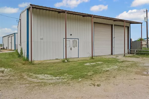 Springtown, TX 76082,3090 W Highway 199