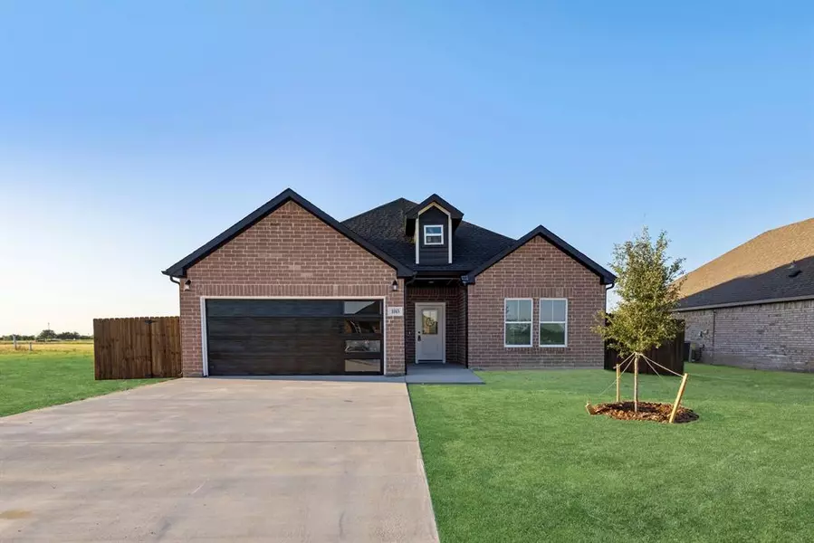 1043 Springview Lane, Mabank, TX 75147