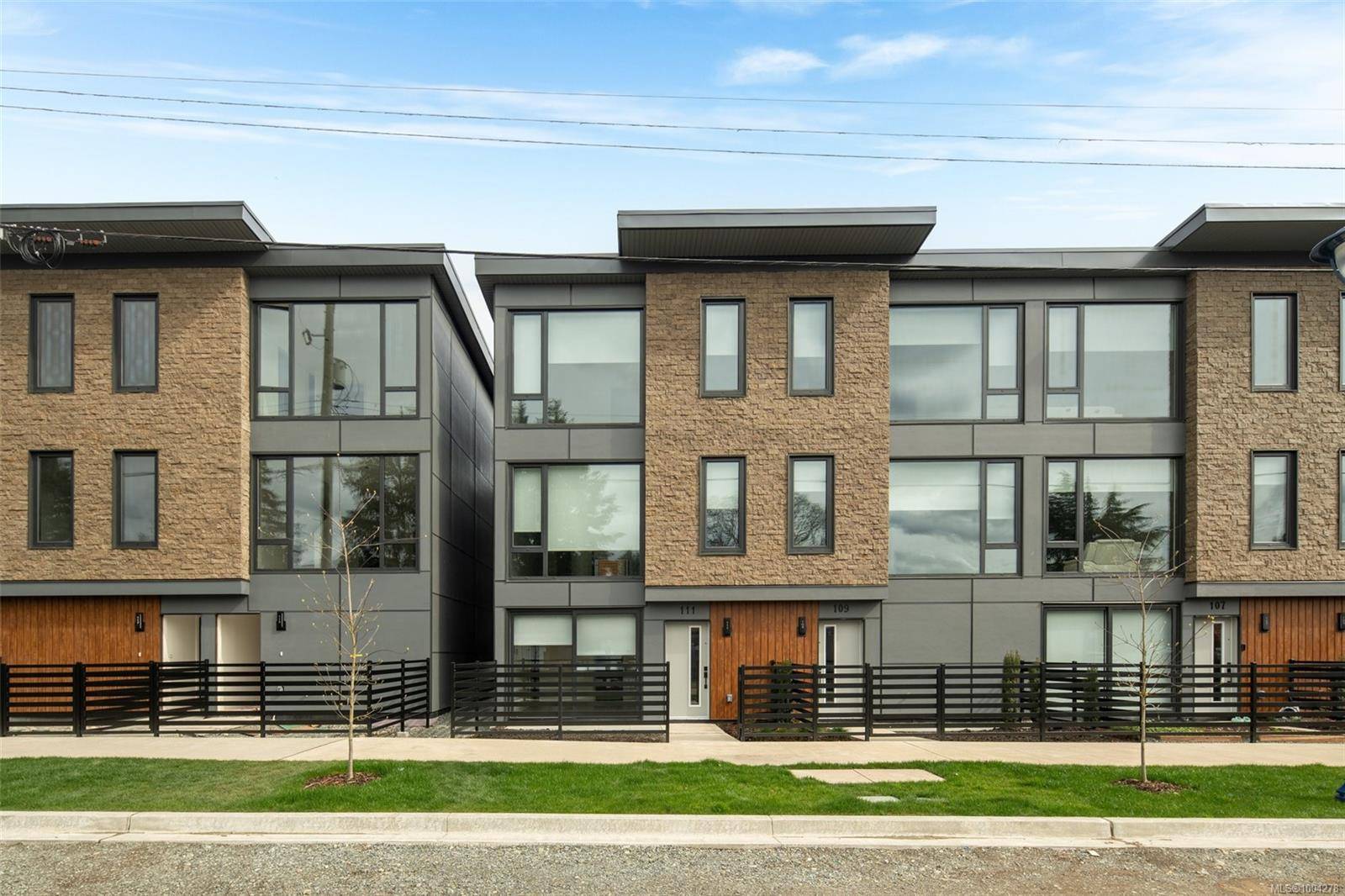 Langford, BC V9B 3Z2,2841 Knotty Pine Rd #115