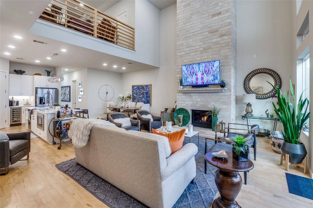 Fort Worth, TX 76107,1326 Madeline Place #C