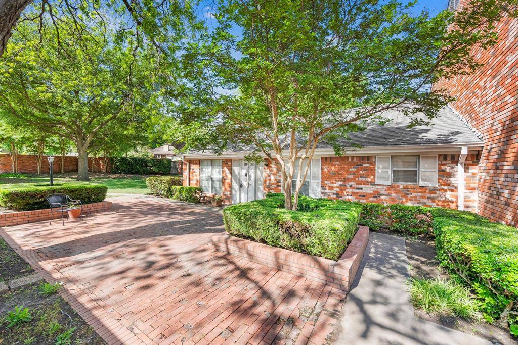 Fort Worth, TX 76114,907 Roaring Springs Road #90