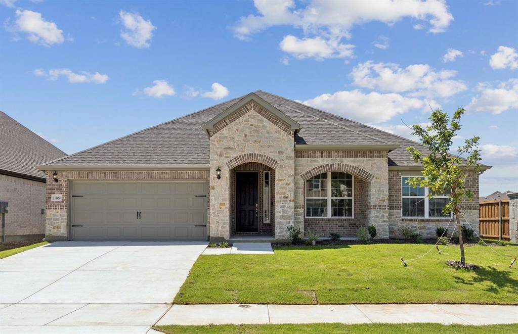 11200 Abbotsbury Road, Fort Worth, TX 76052