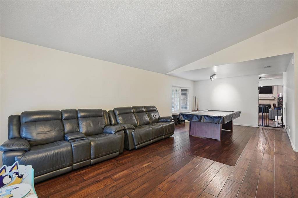 Plano, TX 75074,2501 Royal Oaks Drive