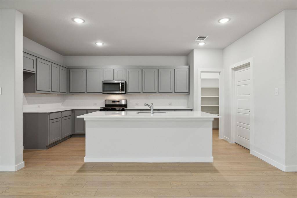 Princeton, TX 75407,1910 Sandpiper Way