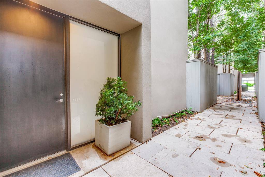 Dallas, TX 75205,4335 Travis Street