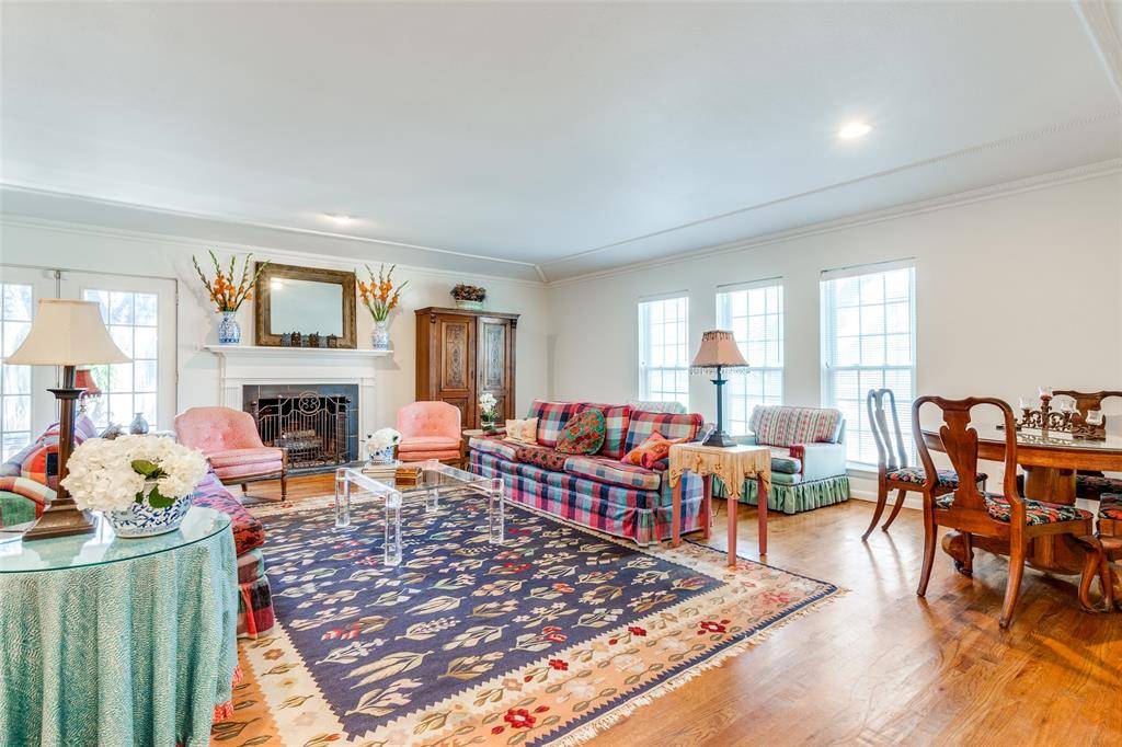 Dallas, TX 75230,10541 Barrywood Drive
