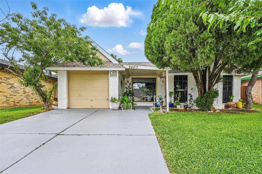 2407 Brookdale Drive, Arlington, TX 76014