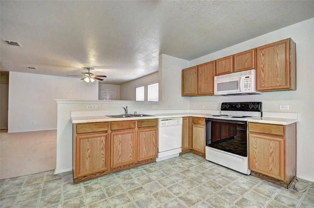 Fort Worth, TX 76052,637 Rosario Lane