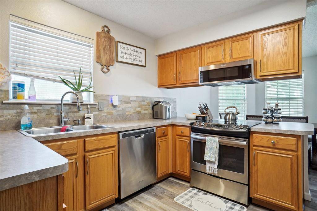 Saginaw, TX 76131,708 Hummingbird Trail