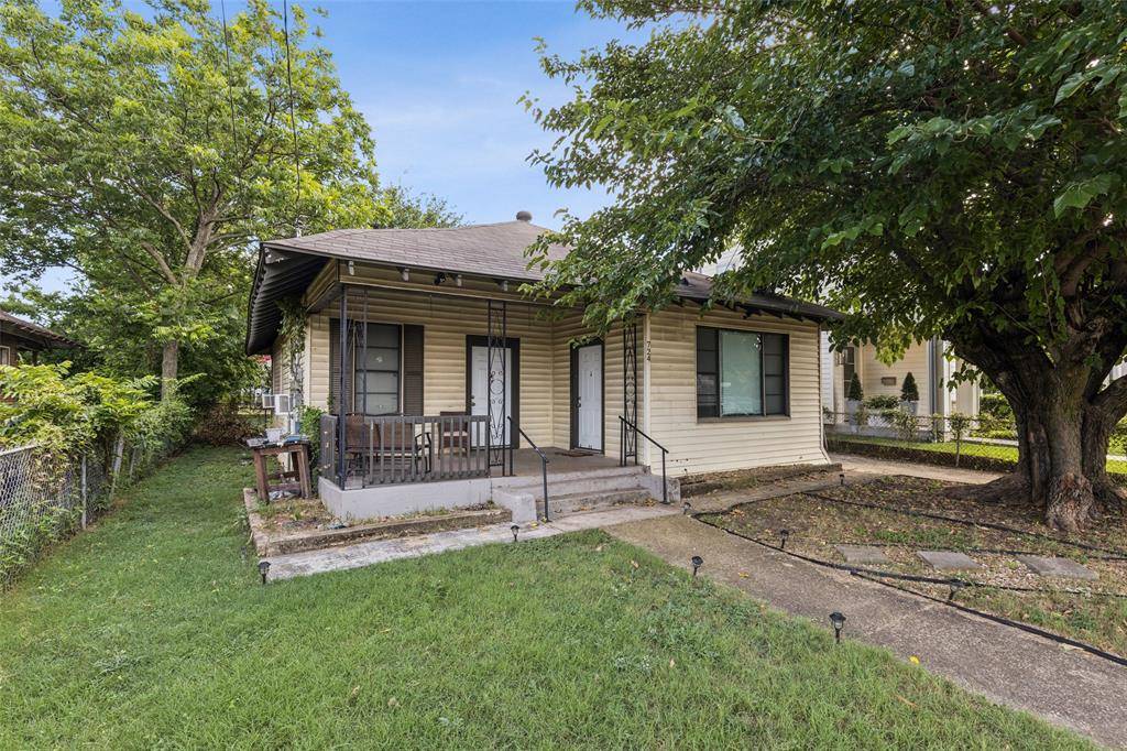 Dallas, TX 75208,724 W 7th Street
