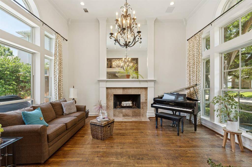 Dallas, TX 75287,4947 Sandestin Drive