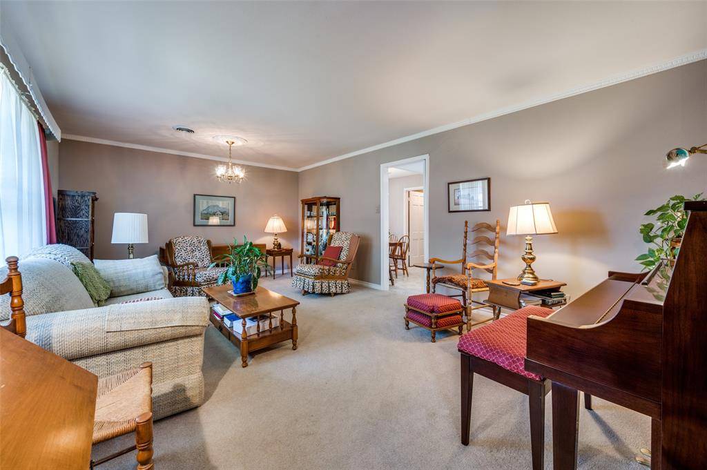 Dallas, TX 75229,3256 Lancelot Drive