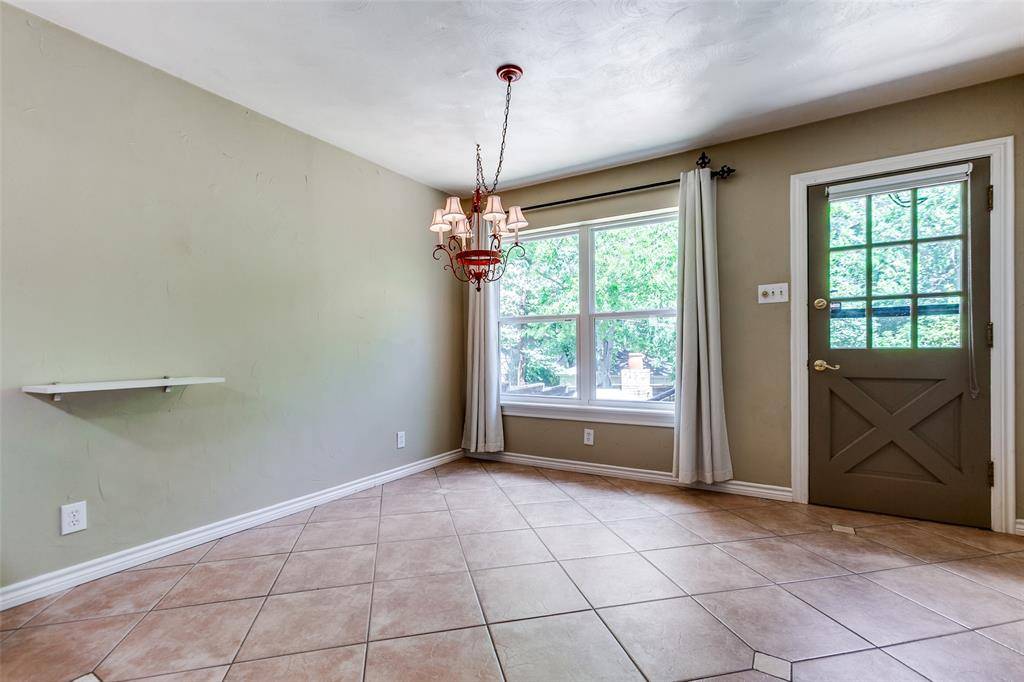 Dallas, TX 75228,8903 Westglen Drive