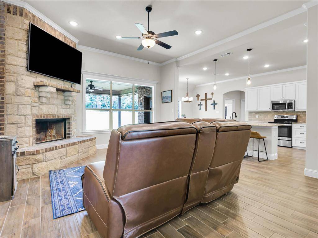 Springtown, TX 76082,105 Lucy Kirk Lane