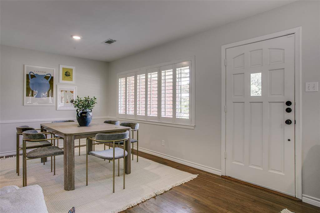 Dallas, TX 75224,522 Mayrant Drive