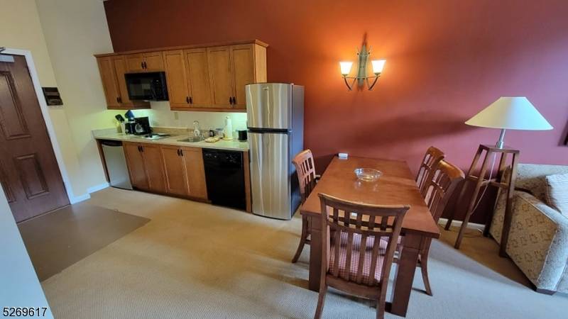Vernon Twp., NJ 07462,200 State Rt 94 Unit 122 #122
