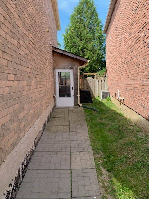 Markham, ON L3S 1K9,64 Sorrell CRES