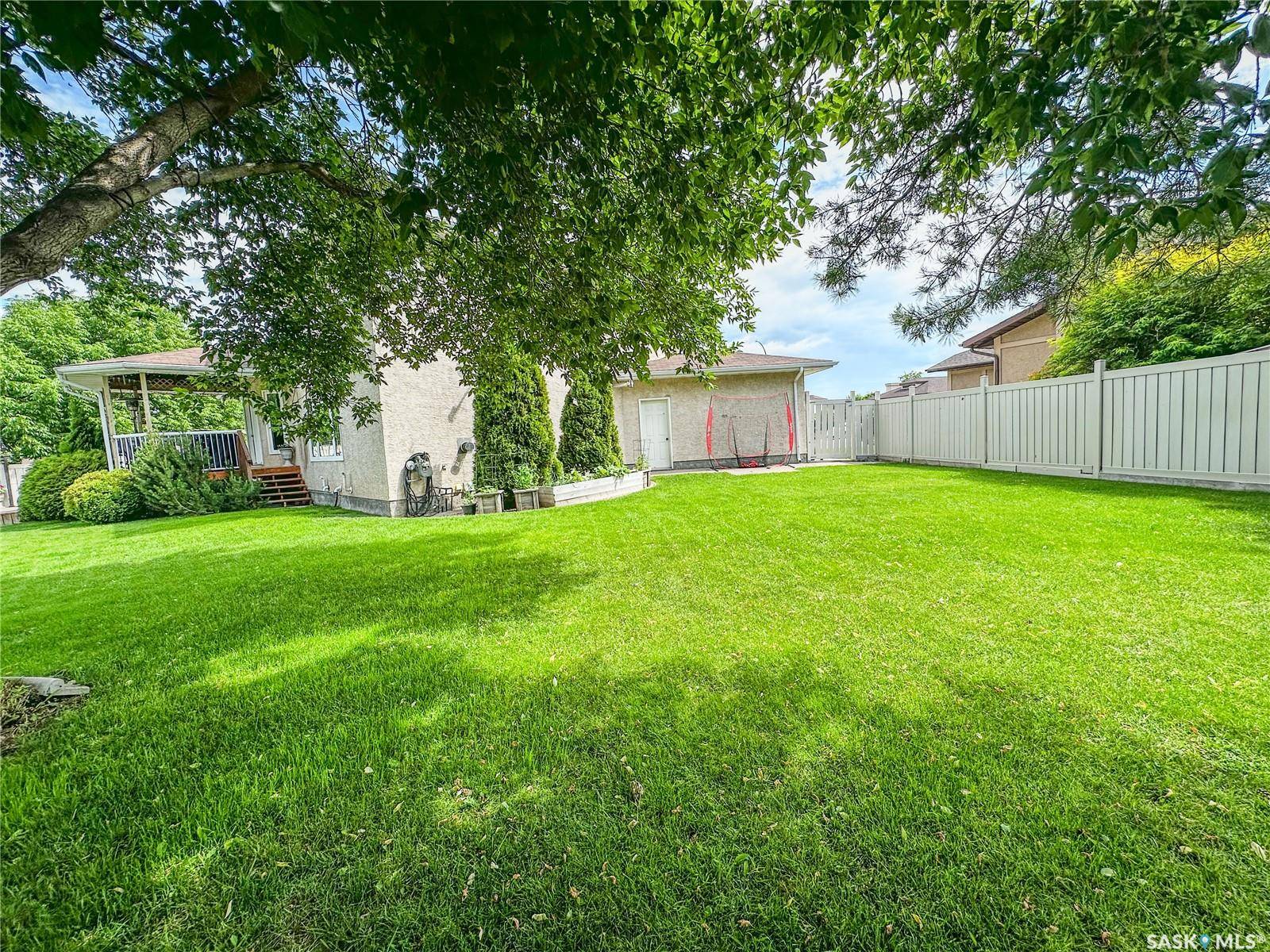 Yorkton, SK S3N 1N6,18 Switzer BAY
