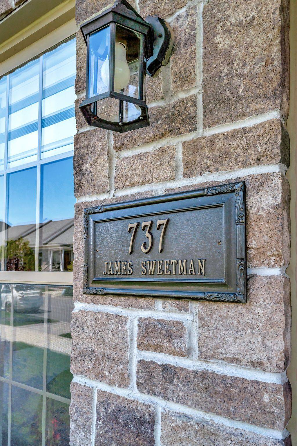 Cobourg, ON K9A 0K7,737 James Sweetman AVE