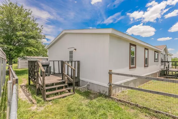 Rhome, TX 76078,249 Private Road 4434