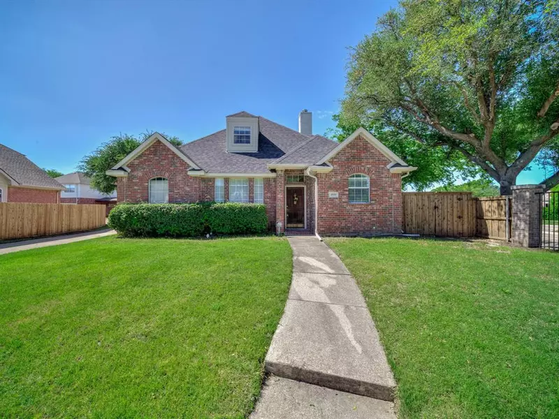 2035 Greenfield Lane, Allen, TX 75013