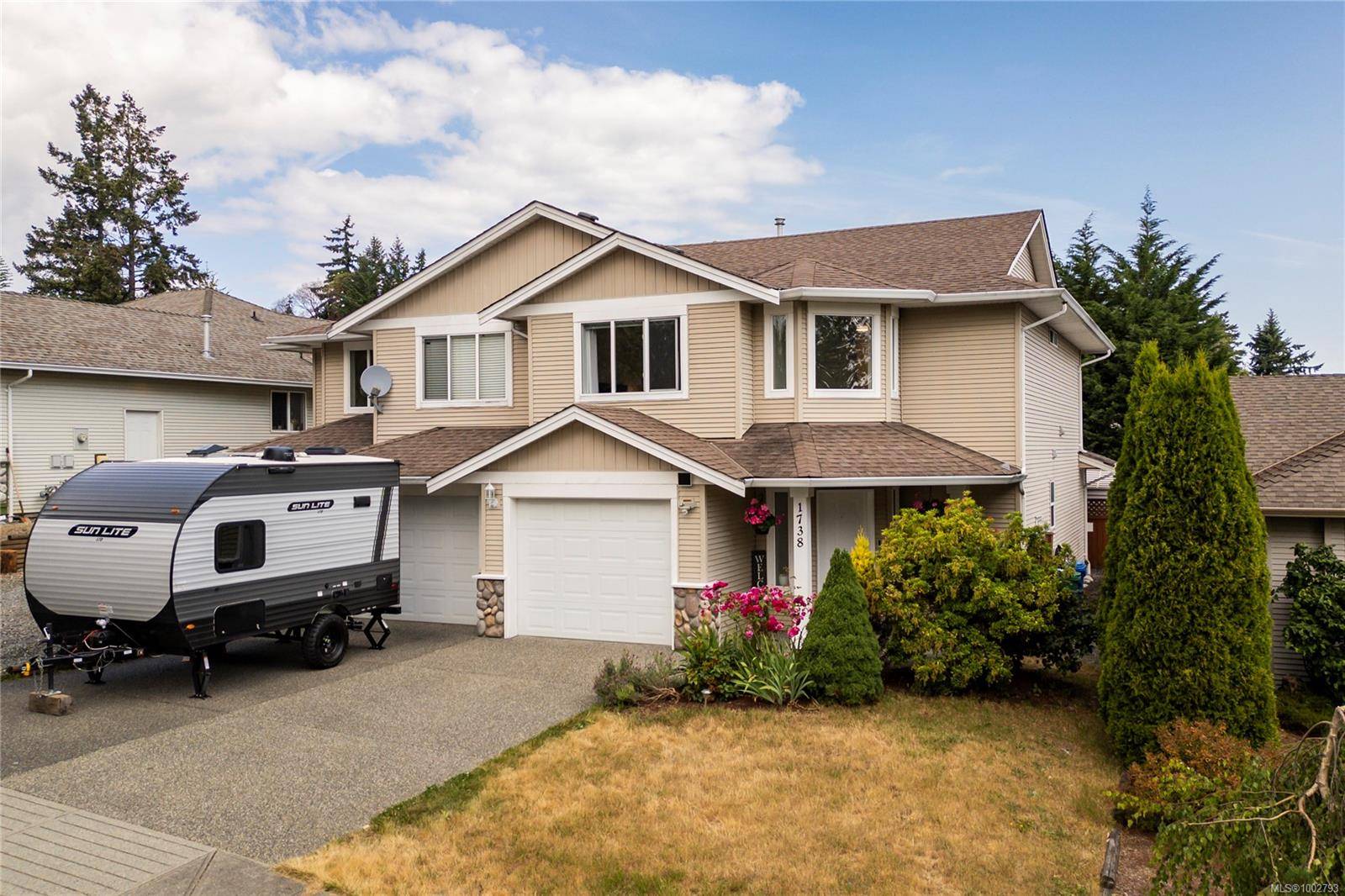 1738 Country Hills Dr, Nanaimo, BC V9X 1X5