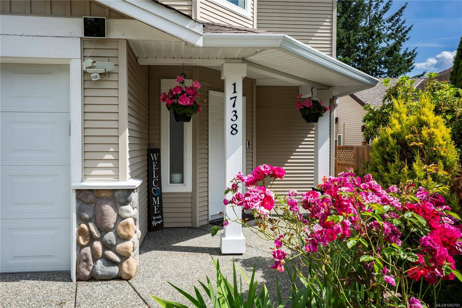 Nanaimo, BC V9X 1X5,1738 Country Hills Dr