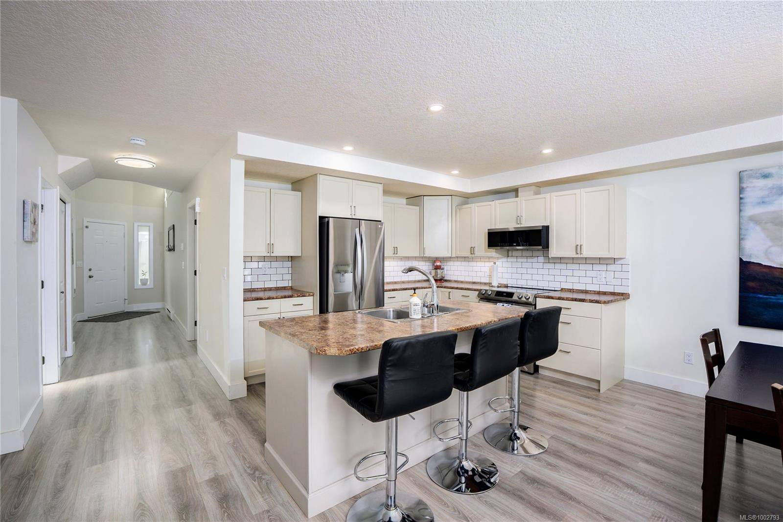 Nanaimo, BC V9X 1X5,1738 Country Hills Dr