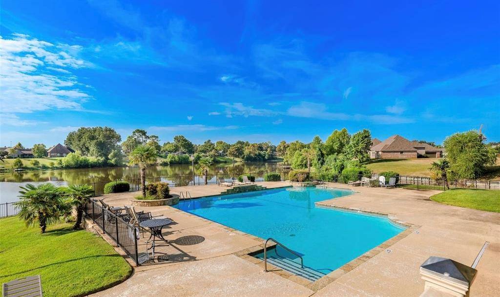 Shreveport, LA 71105,1029 S Crescent Cove