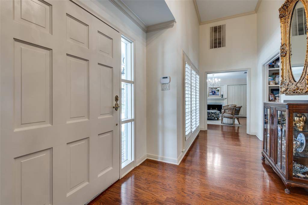 Westover Hills, TX 76107,1905 Indian Creek Drive