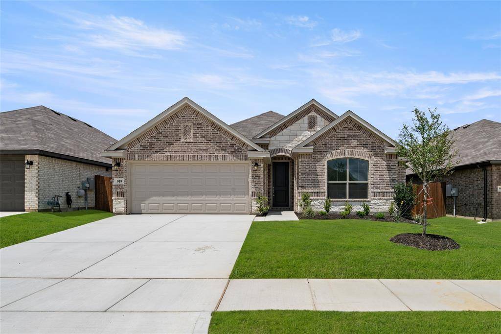 Cleburne, TX 76033,919 Madeline Lane