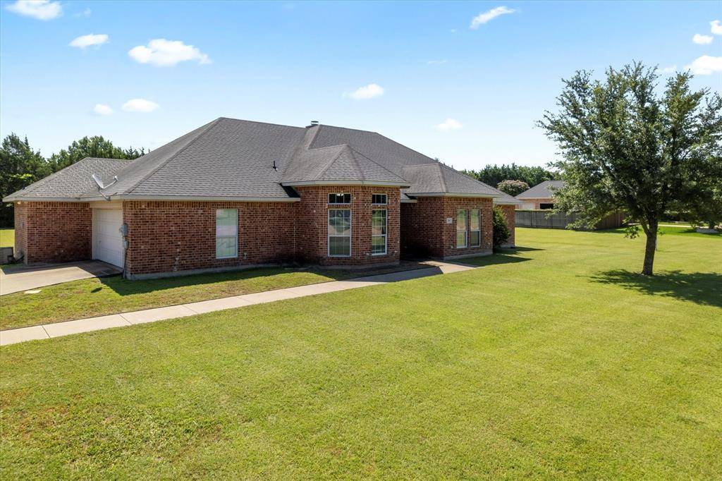 Ovilla, TX 75154,208 Burtonwood Circle