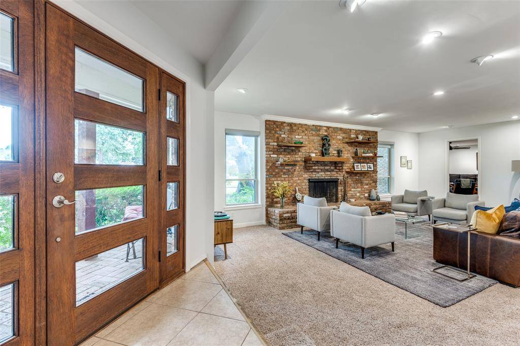 Irving, TX 75062,109 Tuscany Court