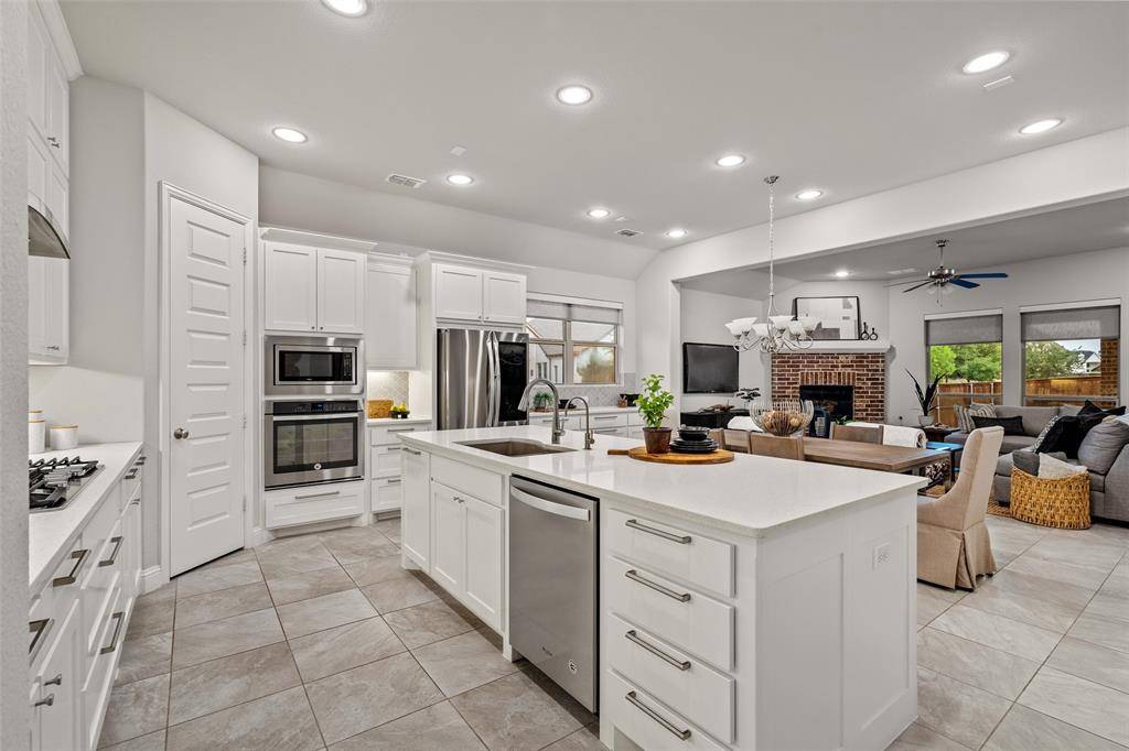 Celina, TX 75009,1429 Bridgewater Boulevard