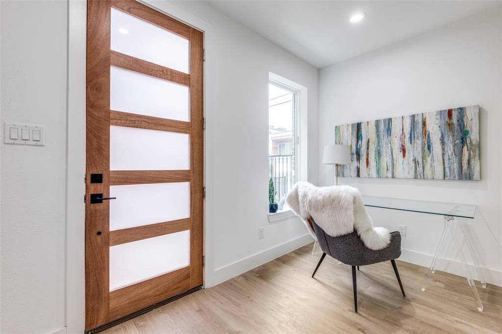 Dallas, TX 75204,2015 N Prairie Avenue #107